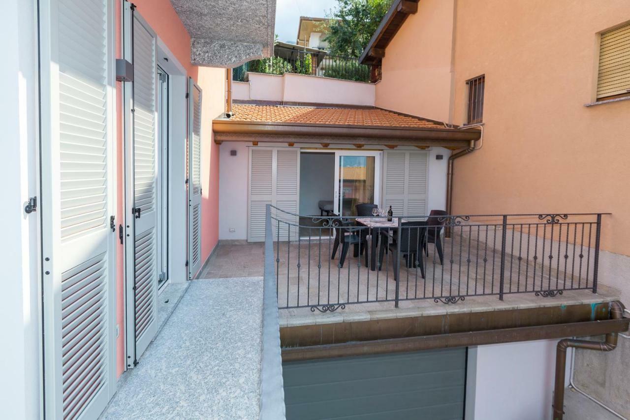 Casa Fiore Lezzeno Exteriör bild